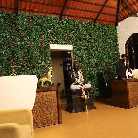 The Pench International Hotel Khawasa Luaran gambar