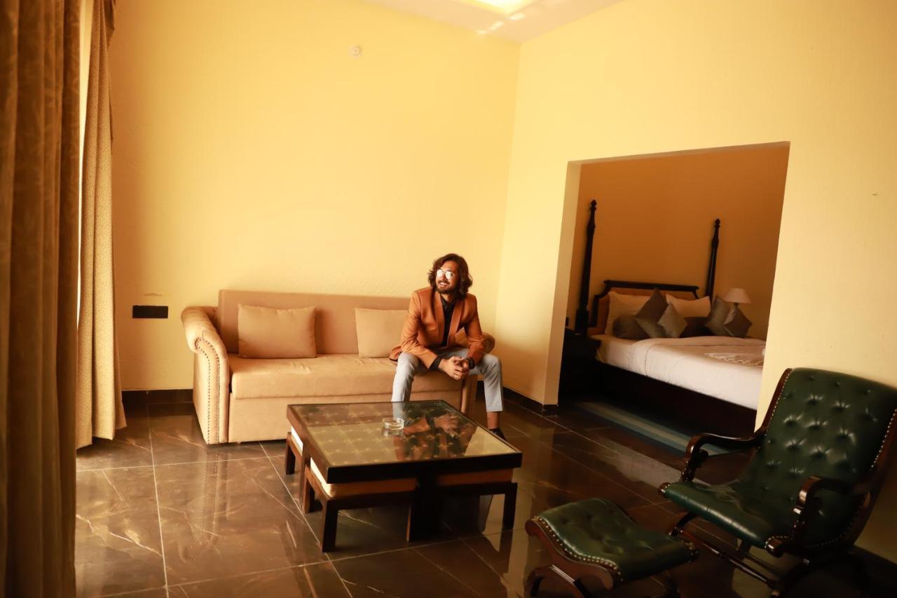 The Pench International Hotel Khawasa Luaran gambar