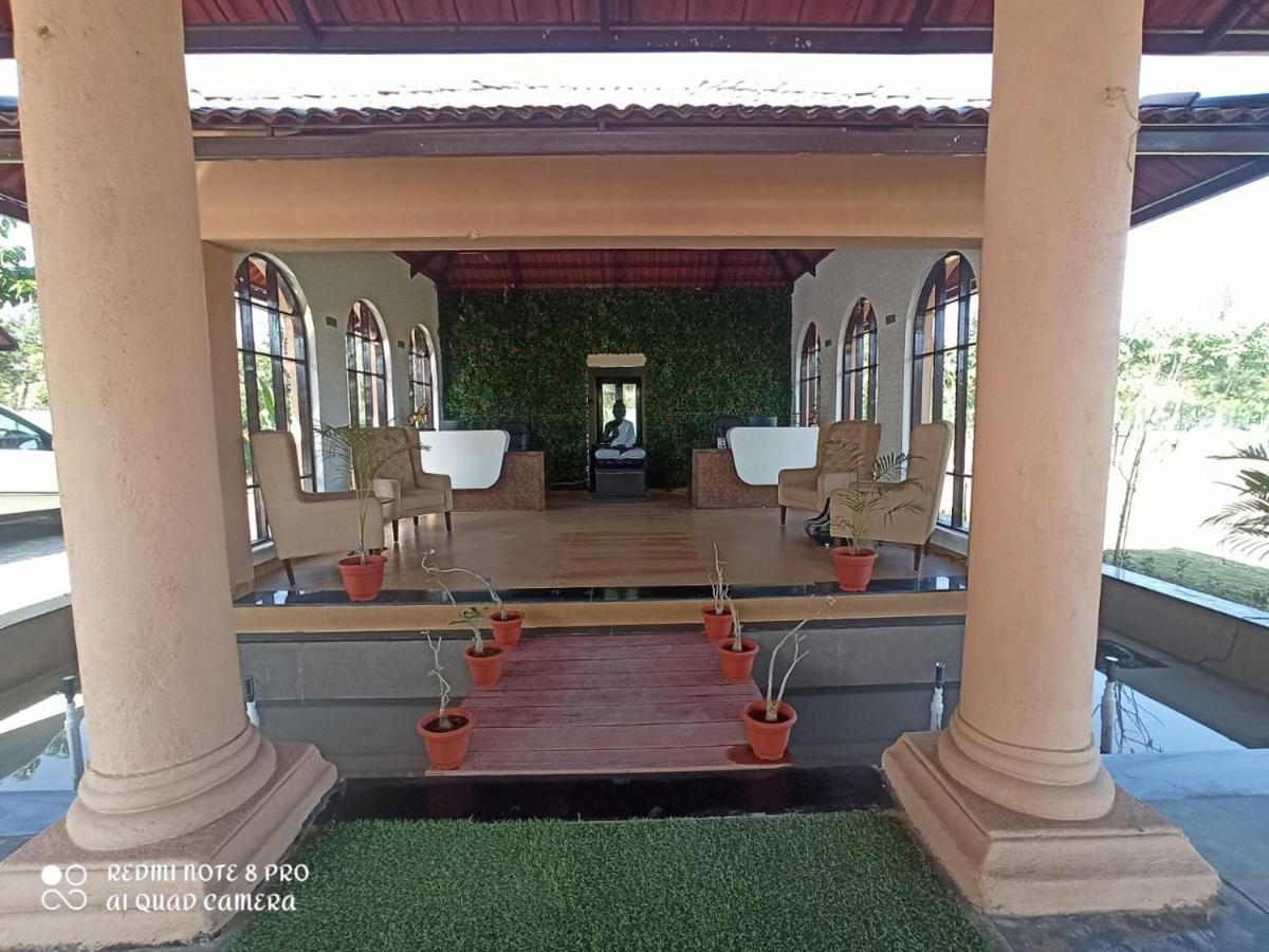 The Pench International Hotel Khawasa Luaran gambar
