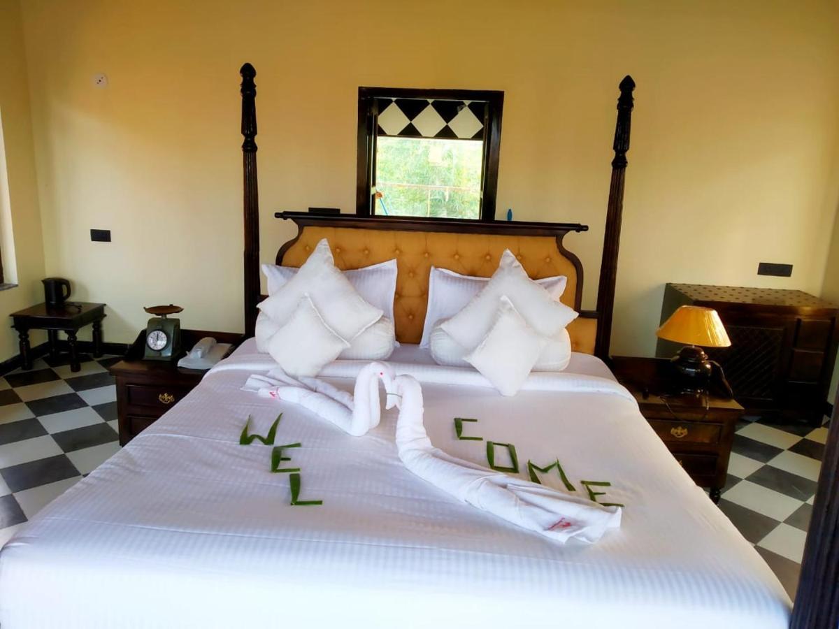 The Pench International Hotel Khawasa Luaran gambar