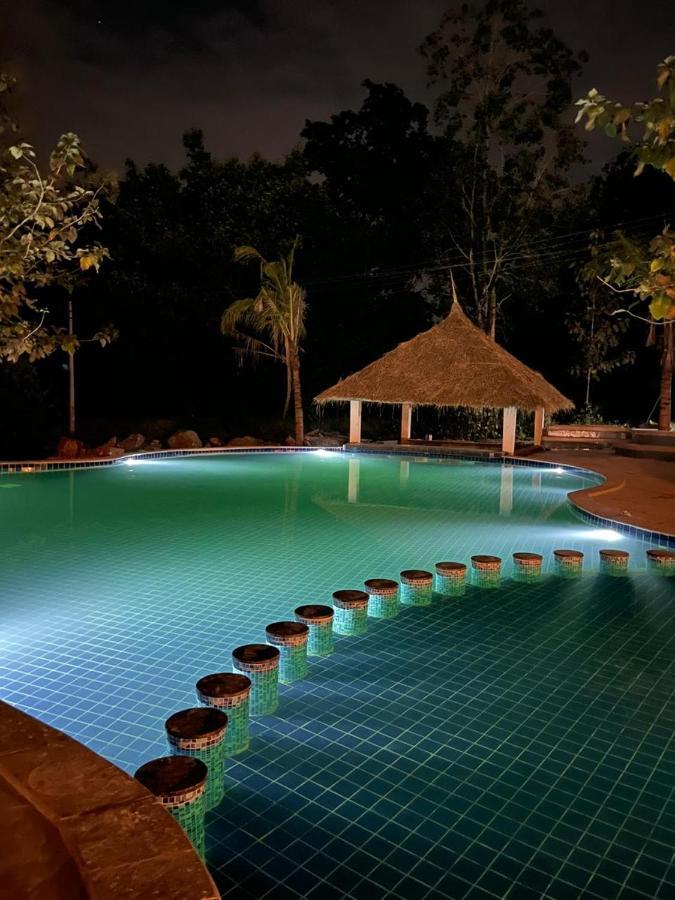 The Pench International Hotel Khawasa Luaran gambar