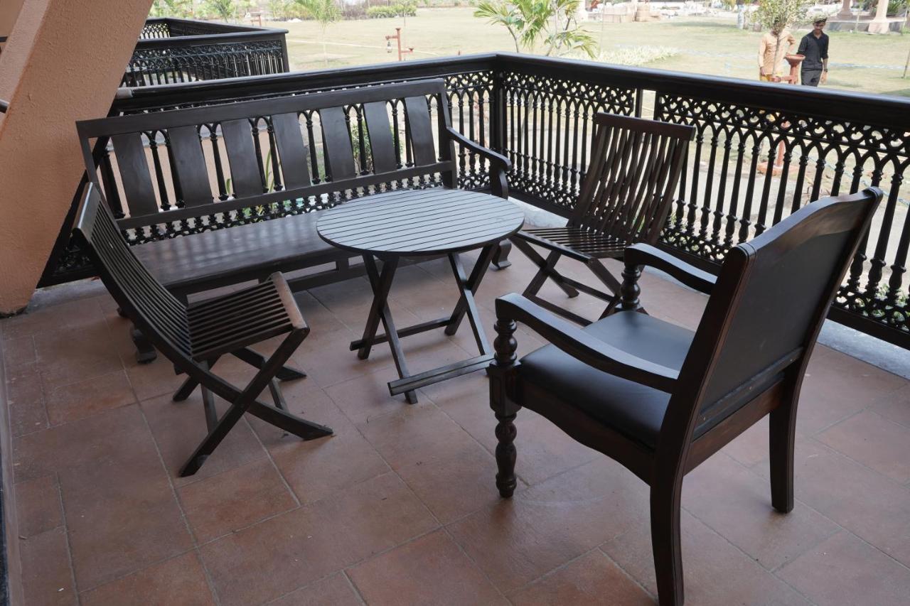 The Pench International Hotel Khawasa Luaran gambar
