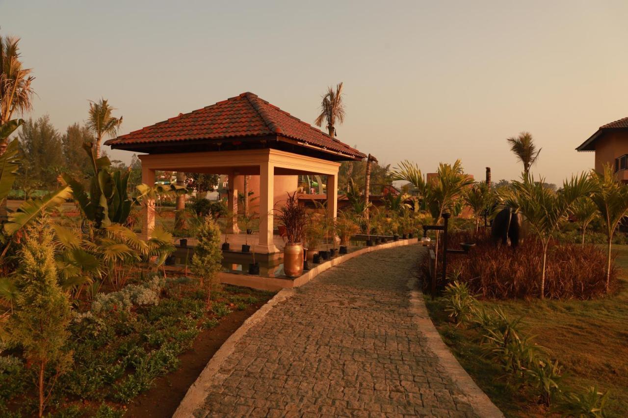 The Pench International Hotel Khawasa Luaran gambar