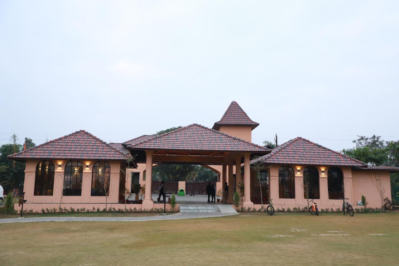 The Pench International Hotel Khawasa Luaran gambar