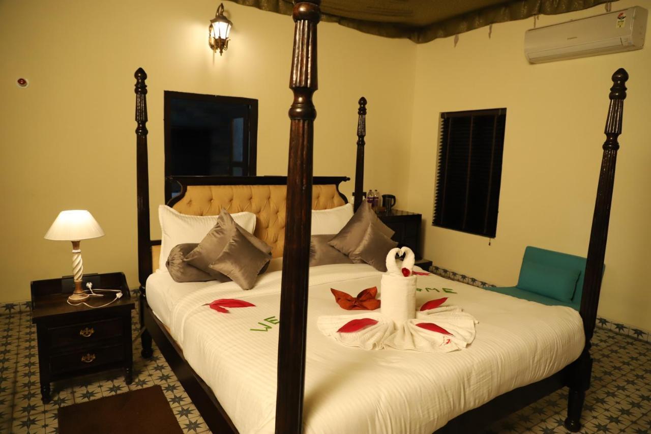 The Pench International Hotel Khawasa Luaran gambar